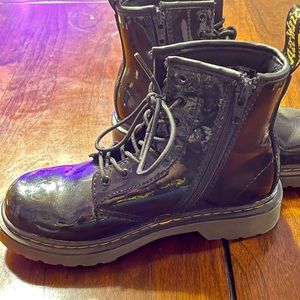 black dr martens boots